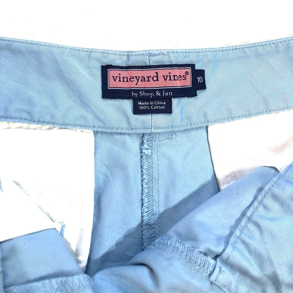 Vineyard Vines Shorts - Picture 7 of 8
